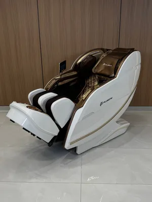 Массажное кресло Plusgym T700 White 1
