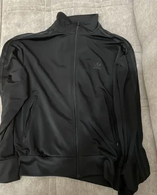 Чёрная олимпийка Adidas 1