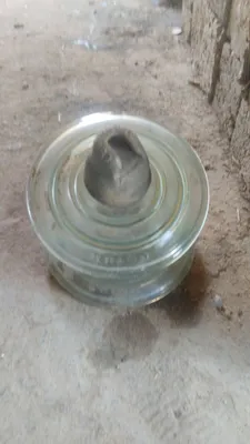 Yuqori kuchlanishli izolyator 1