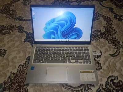 Ноутбук ASUS i3-1115G4 1