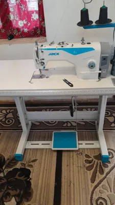 Швейная машина JAK