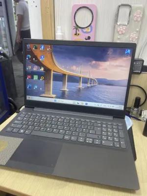 Kompyuter Lenovo sotiladi 1