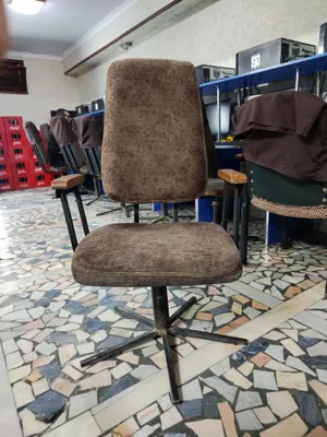 Kreslolar sotiladi 1