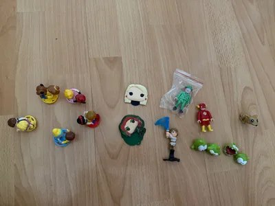 Игрушки из киндера