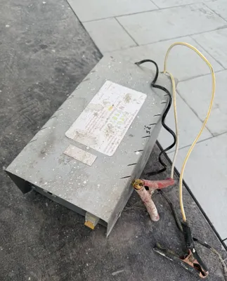 Срочно продам инветор 1