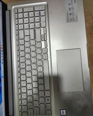 Noutbuk Asus vivobook 17 core 5 1
