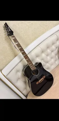 Gitara sotiladi 1