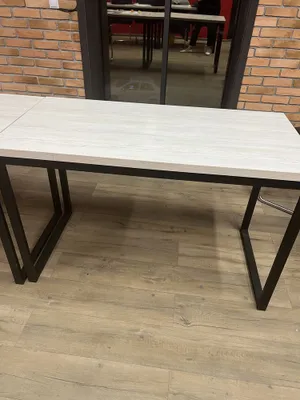 O’quv markazlari uchun Parta va stullar 1