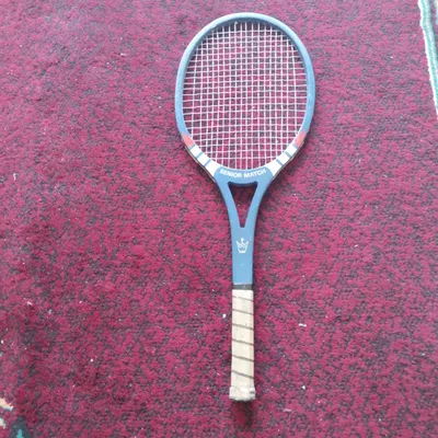 Katta tennis raketkasi