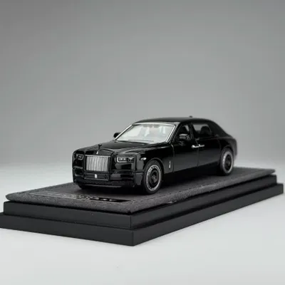 1:64 Rollce Royce Phantom kolleksion mashinachasi 1
