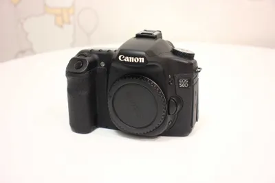 Canon EOS 50D fotoapparati sotiladi 1