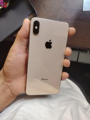 iPhone Xs Max 1