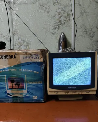 Antikvar oq-qora Konerka televizori 1