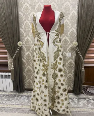 Iroda Agzamxo‘jadan chopon sotiladi
