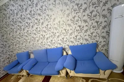 Продаются диван и кресло 1