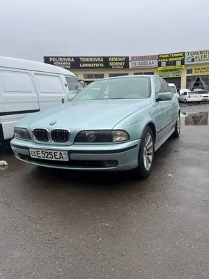 BMW E39 528 M52. 1
