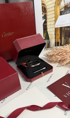 Браслет Cartier Love V-Gold 1