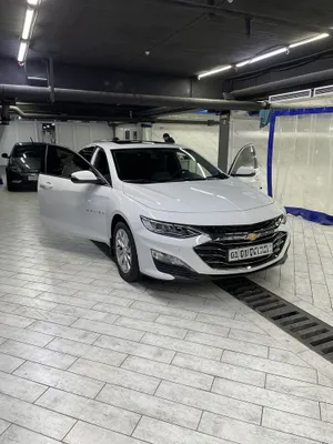 Malibu Premier 2.0 Turbo 24k-пробег. 2021-дек. 1
