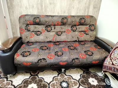 divan va kreslo sotiladi 1divan 2ta kreslo 1