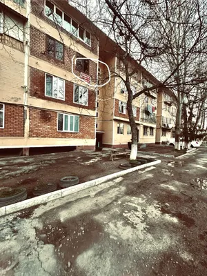 Чирчик, 4-й микрорайон, 3 этажа, 41 000 $, оформим и наличный расчёт, и ипотеку 1