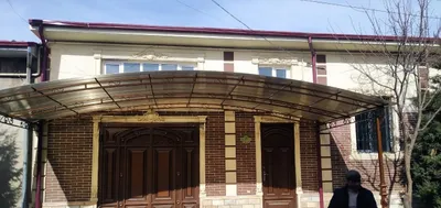 Установка навеса из лексана 1