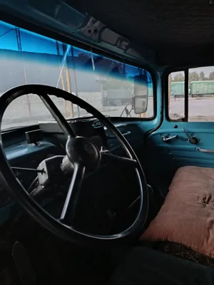 Продаётся бортовой самосвал ZIL 1