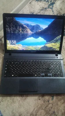 Ноутбук Samsung 1
