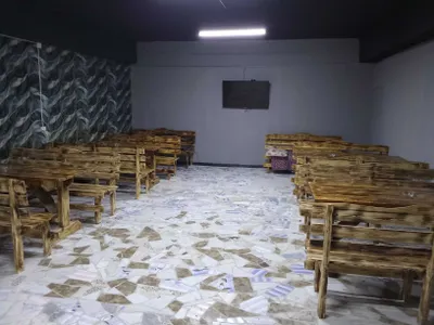 Бар учун стол стуллар 1