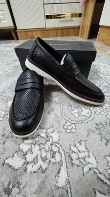 Erkaklar oyoq kiyim 1
