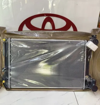 Радиатор воды Toyota Corolla 1