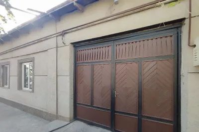 Продаётся дом в центре Карши 1