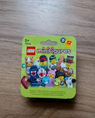Срочно продаю коробку с минифигой из 27 серии 1