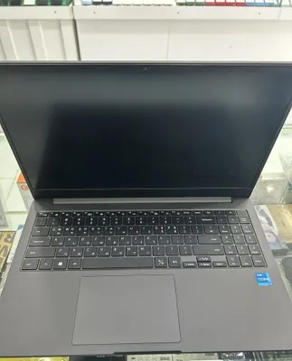 Samsung Galaxy Book i3-1215U, 16/256, магазин J2 на рынке Малика 1