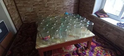 Продаются банки объёмом 1 и 3 л 1