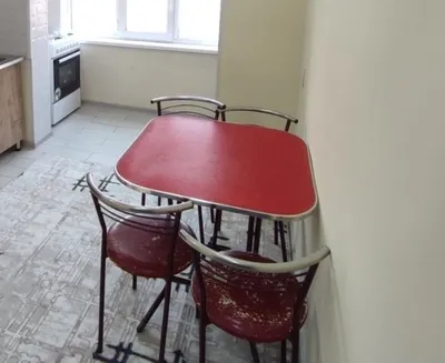 Продаются стол и стул