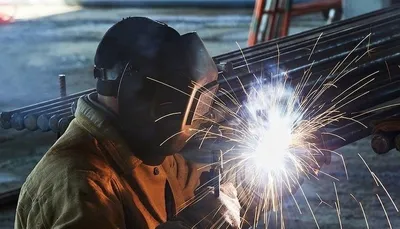 Сварщик с опытом работы 30 лет