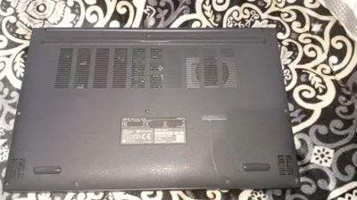 Noutbuk Asusvivabook 1