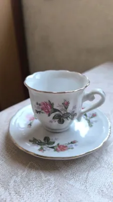 Кофейные чашки с блюдцами 1