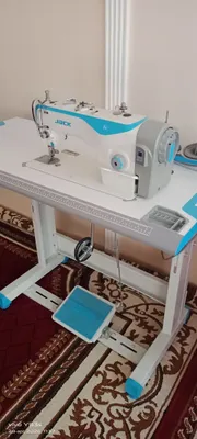 Tikuv mashinasi Jack F4