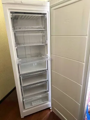Вертикальная морозильная камера Indesit DSZ5175 2