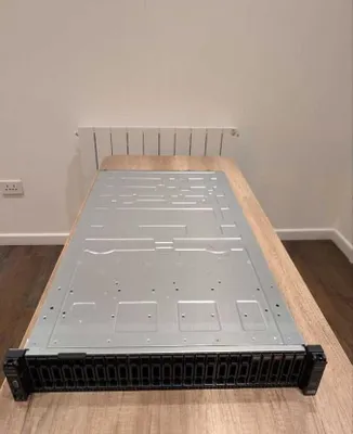 Server xFusion 2288H V7: Xeon Gold 6542Y, 256 GB DDR5, 4×1,6 TB SSD 1