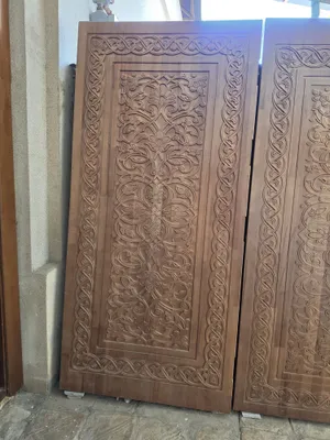 Двери из дерева ручной работы 1