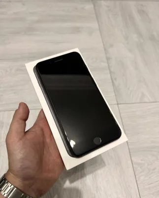 iPhone 7 Plus 128 GB Black 1