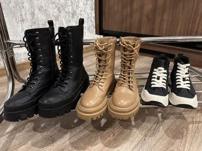 Qiz bola uchun a’lo holatdagi ishlatilgan oyoq kiyimlar: 36 o‘lchamli etiklar, 37 o‘lchamli tuflilar 1