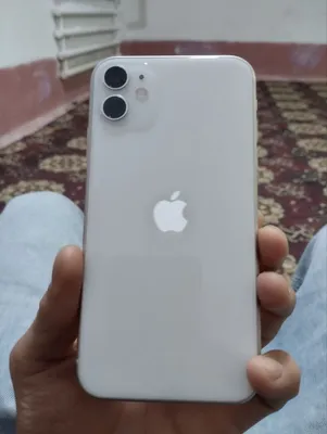 iPhone 11, 128 ГБ, идеальное состояние, аккумулятор 75%, цена — 220 долларов 1