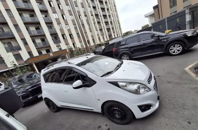 Спарк 3 пазится 1