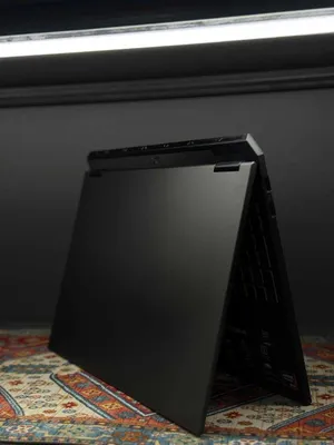 ASUS TUF A16 R9-8940HX/D5-16G/512G/ 16" 2.5K WQXGA 165Hz RTX5070 1