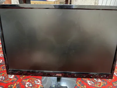 Офисный монитор 21.5" (AOC) 1