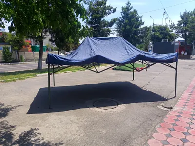 Продаётся зонт, состояние отличное, ножки толстые, 3 на 4,5 1