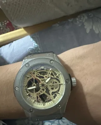 Hublot soat mexanika mexanizimi ishdan chiqganligi sababli sotilyabdi 1